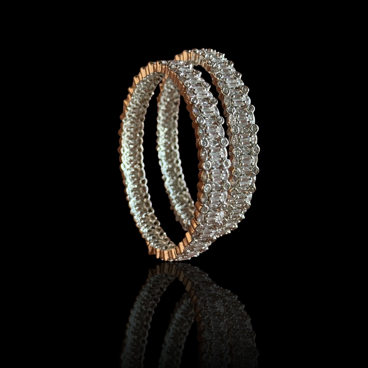 SIMIN BANGLE